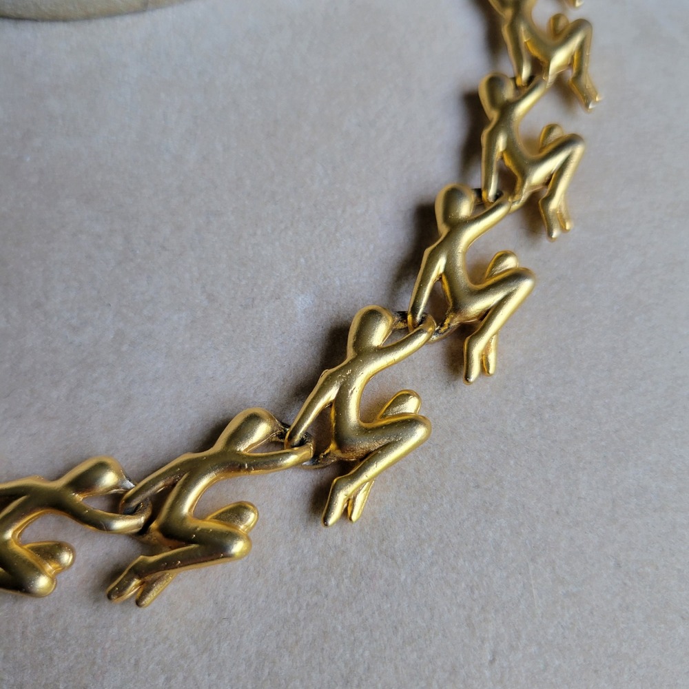 Necklace Pierced Earring Set Human Figures Matte Gold Vintage 1990s Statement - Picture 3 of 11